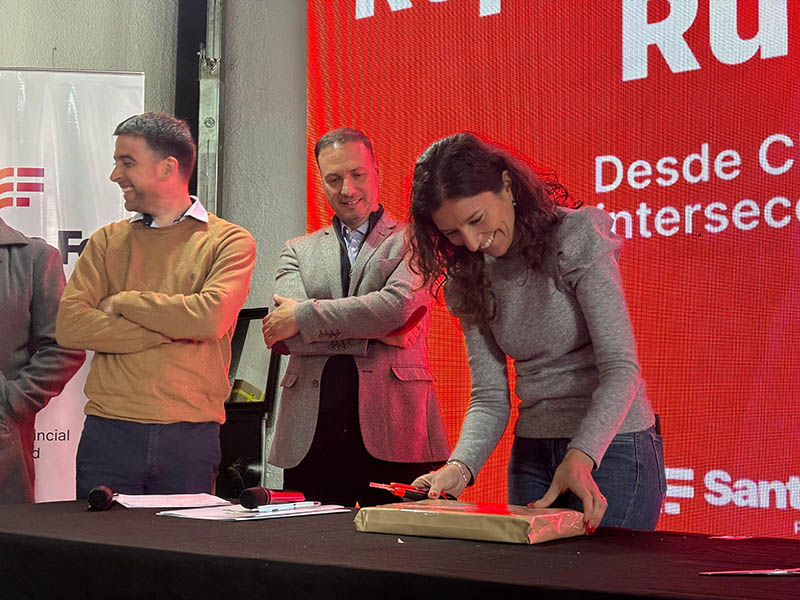 DI GREGORIO: "EL GOBIERNO DE SANTA FE ESTÁ LLEGANDO CON OBRAS COMO NUNCA ANTES A GENERAL LÓPEZ"