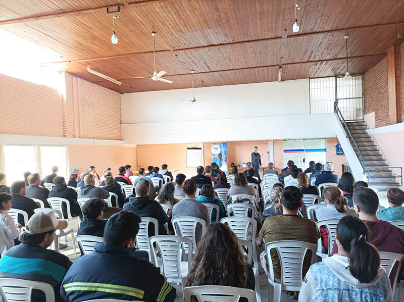 UN CENTENAR DE ALUMNOS EN EL CURSO IMPULSADO POR DI GREGORIO
