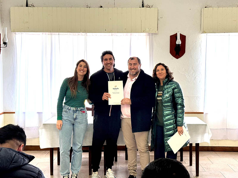 DI GREGORIO ACOMPAÑÓ LA ENTREGA DE MÁS DE 16 MILLONES A CLUBES DEPORTIVOS DEL SUR
