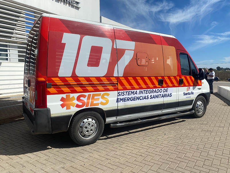 REFUERZO A LA SALUD PÚBLICA EN RUFINO: DI GREGORIO Y CARBALLEIRA GESTIONARON UN MINIBUS PARA EL TRASLADO DE PERSONAS