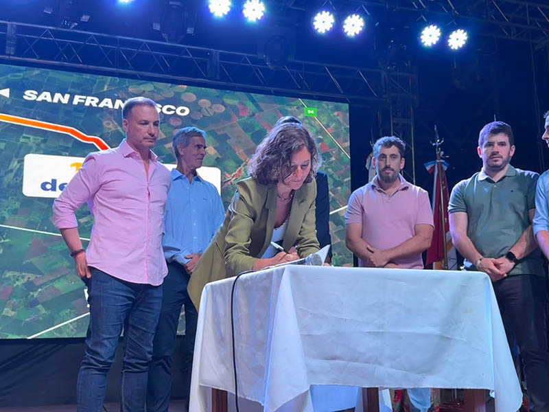 RUTA VENADO TUERTO - SAN FRANCISCO: CUANDO HAY DECISIÓN POLÍTICA, LAS OBRAS SUCEDEN
