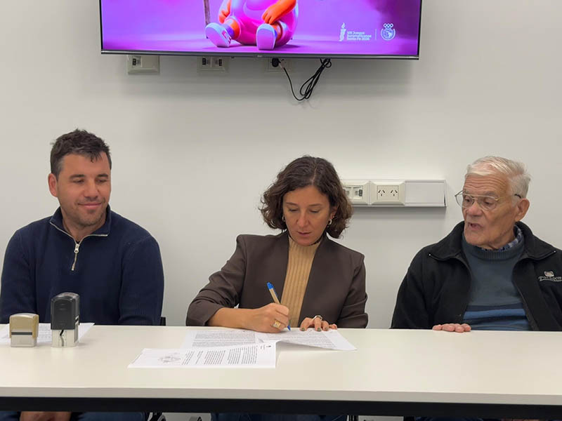 UNA INVERSIÓN CLAVE PARA SANTA ISABEL: PROVINCIA FIRMÓ EL CONVENIO PARA MEJORAR EL AGUA POTABLE
