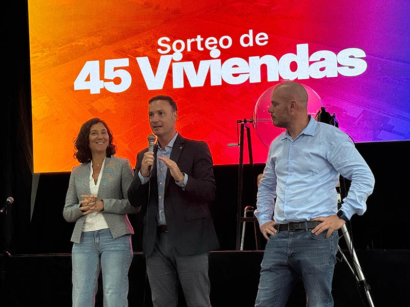 DI GREGORIO: “CADA VIVIENDA ES UN SUEÑO QUE SE CUMPLE GRACIAS AL TRABAJO EN EQUIPO”