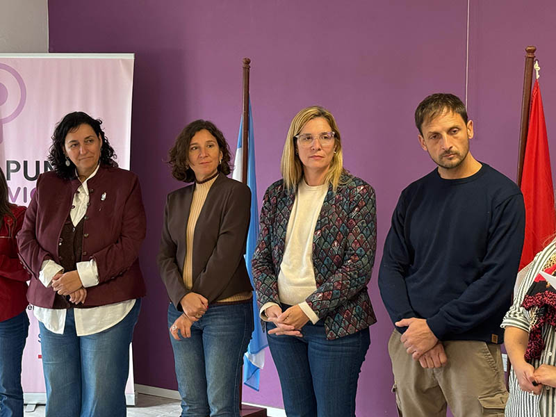 LA SENADORA DI GREGORIO ACOMPAÑÓ EL REGRESO DE LA EEMPA A LABORDEBOY